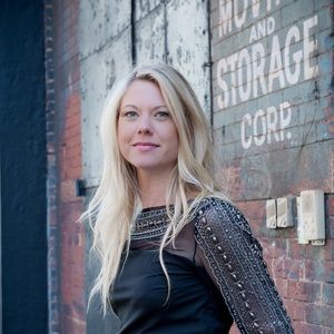 Meet your Posher, Alexandra